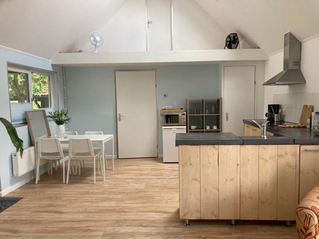 The Bee - Trekkershuts & Apartment Opperdoes Luaran gambar