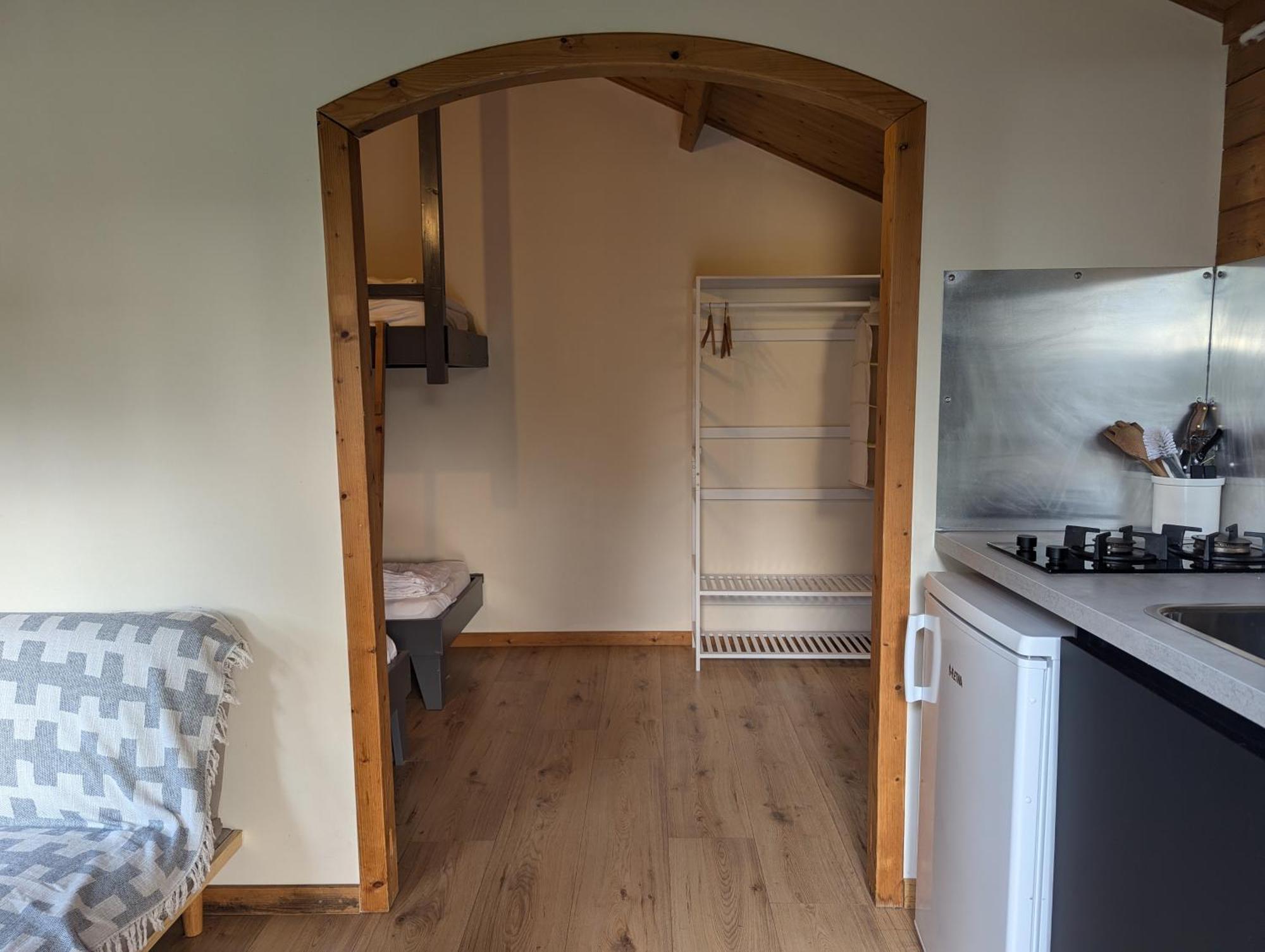 The Bee - Trekkershuts & Apartment Opperdoes Luaran gambar